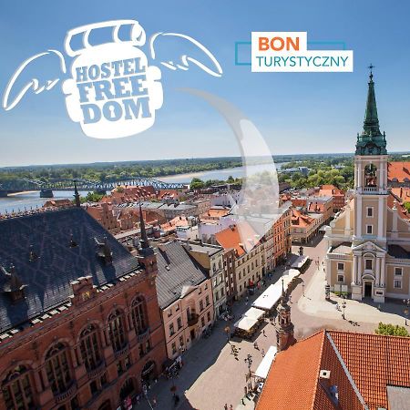 Hostel Freedom ทอรูน ภายนอก รูปภาพ