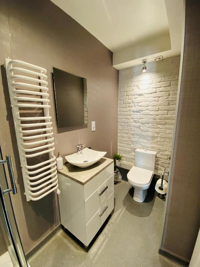 Hostel Freedom ทอรูน ภายนอก รูปภาพ