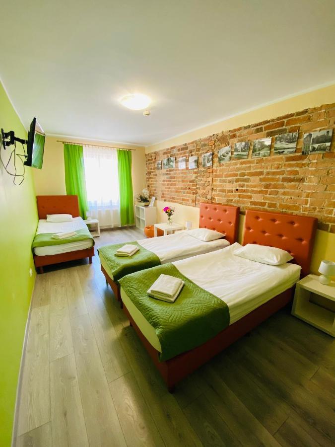 Hostel Freedom ทอรูน ภายนอก รูปภาพ