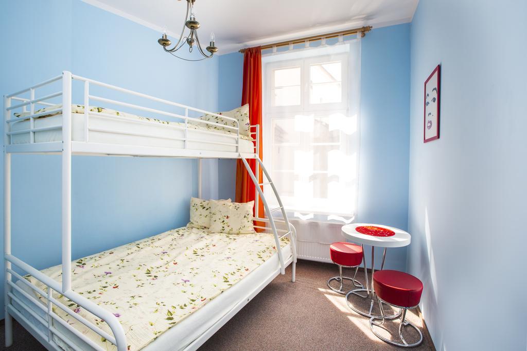 Hostel Freedom ทอรูน ห้อง รูปภาพ