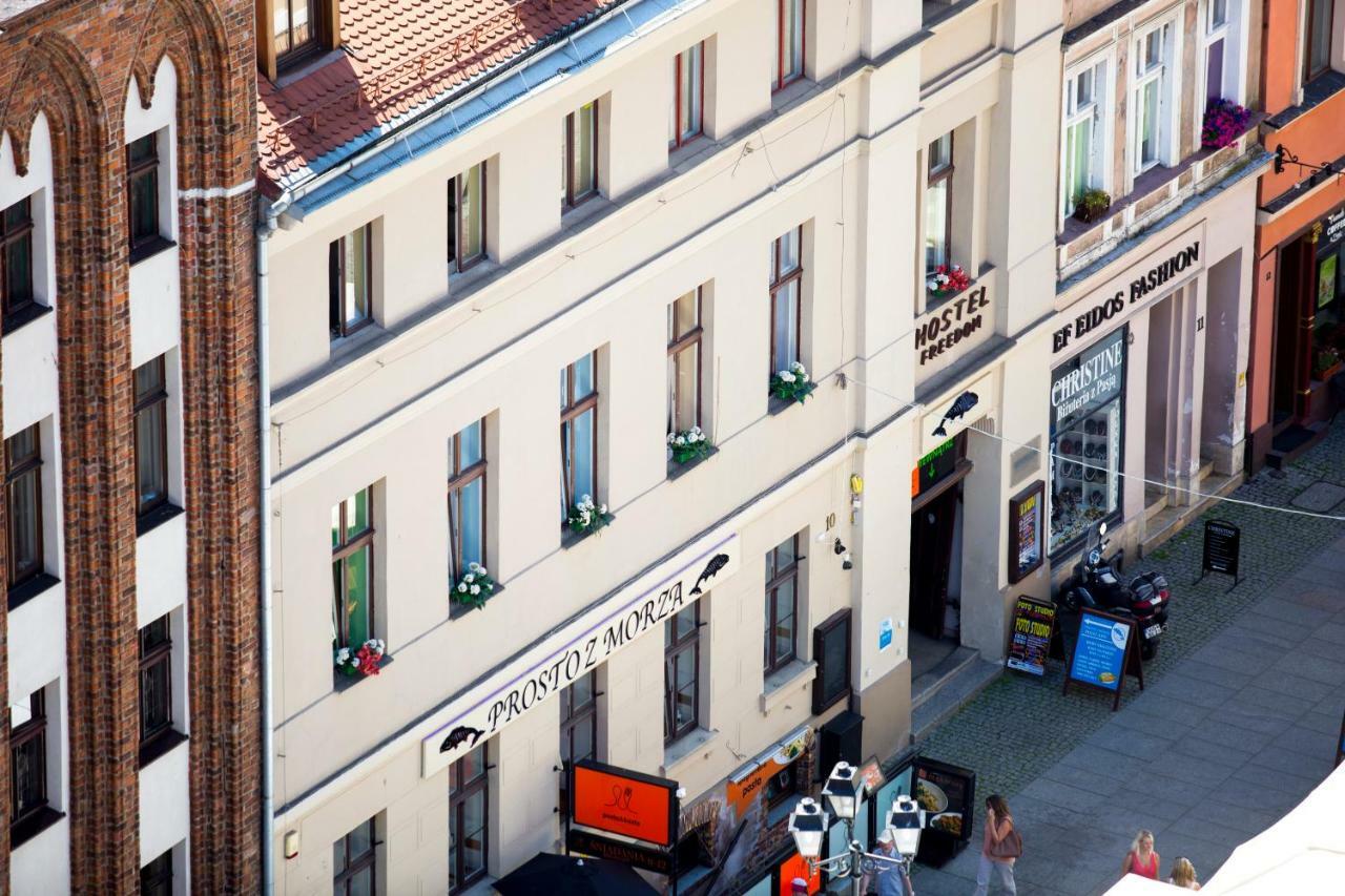 Hostel Freedom ทอรูน ภายนอก รูปภาพ