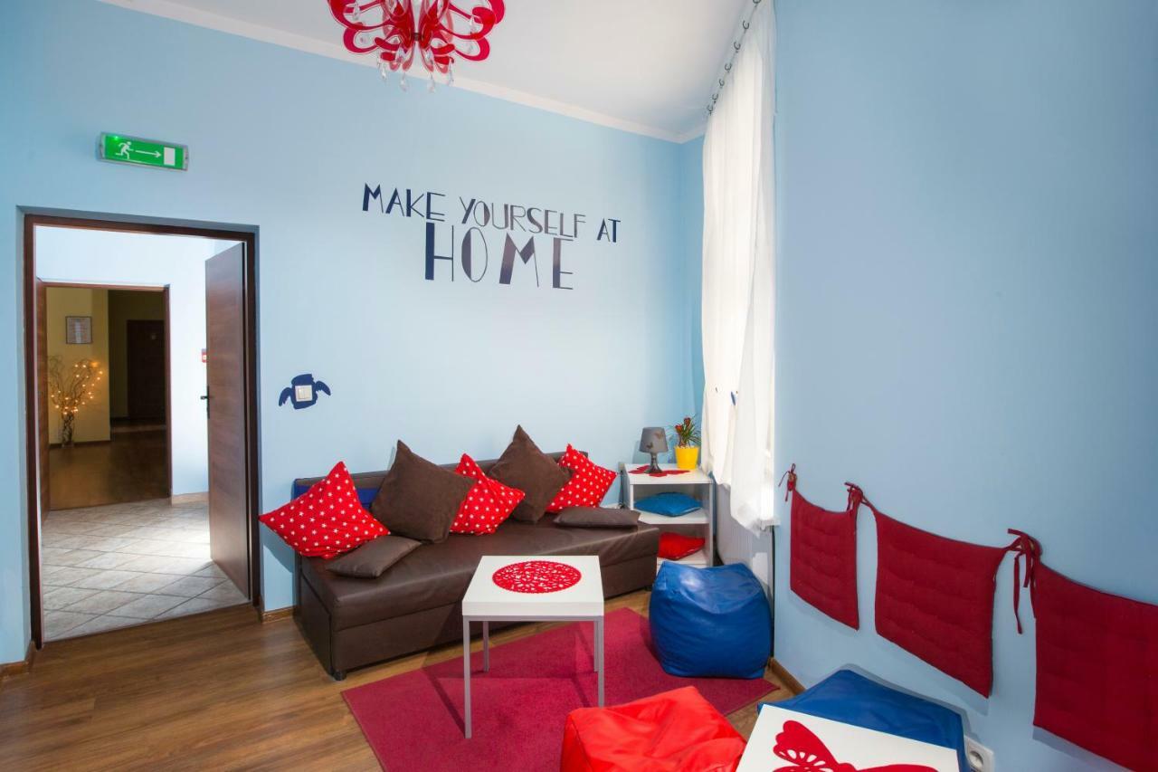 Hostel Freedom ทอรูน ภายนอก รูปภาพ